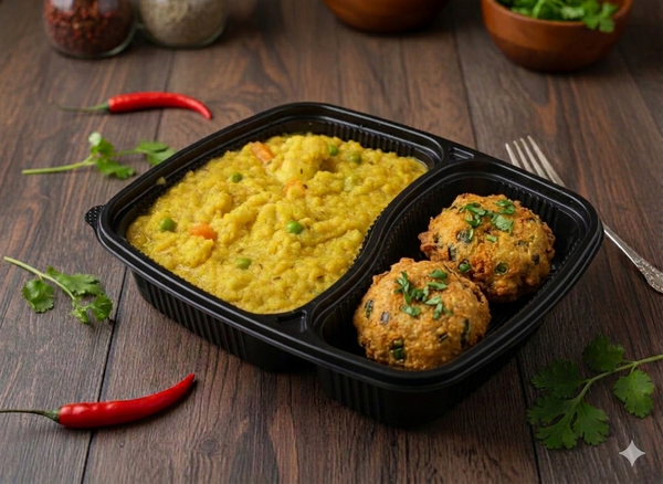 Macher Dimer Bora Thali